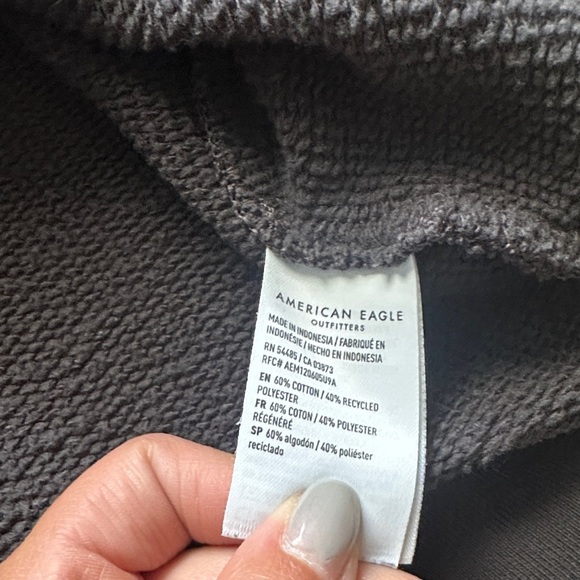 AE Fleece Cropped Sweatshirt Henley Neck Charcoal Black Women’s XL Cozy Casual - Picture 10 of 12